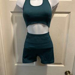 Set Ribbed Halter Bralette Bra/ Shorts Dark Green Size Small.