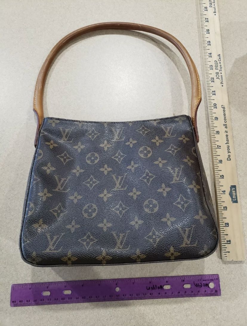 Louis Vuitton Looping Shoulder Bag 