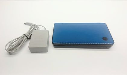 Nintendo DSi XL Blue Handheld System w/ Charger **Tested