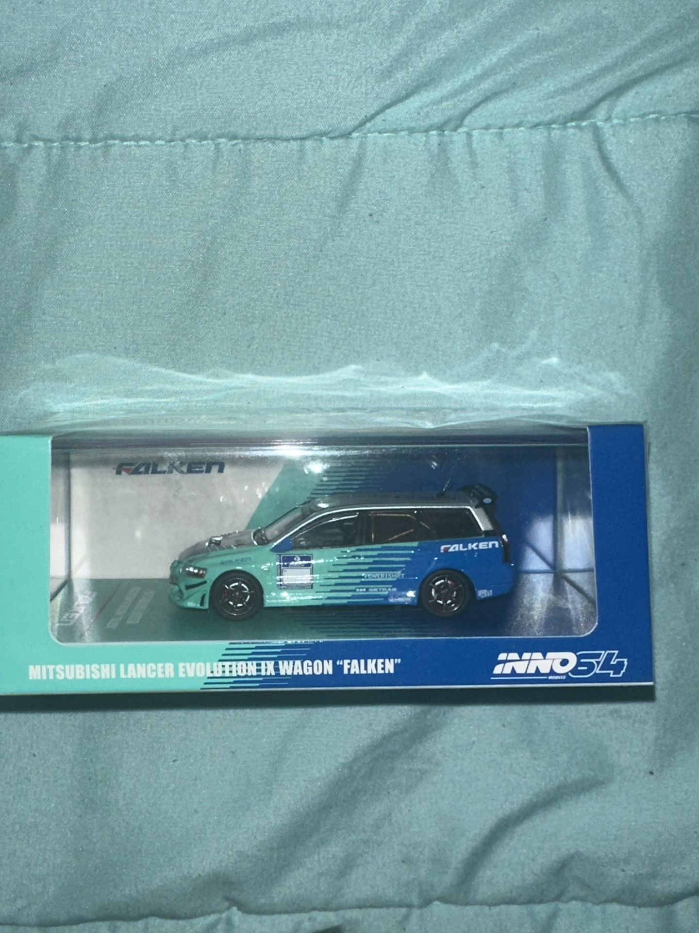 Inno64 Mitsubishi Lancer Evo IX Wagon Falken