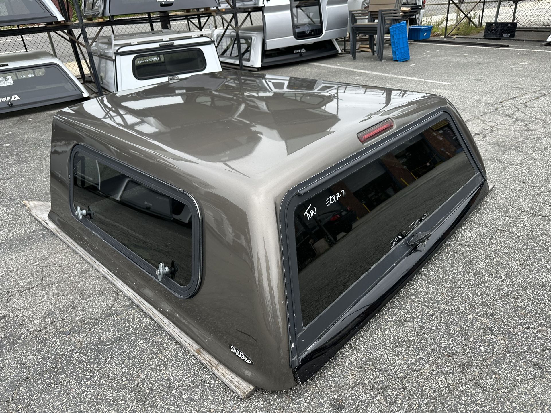 Tundra Crewmax Camper Shell 2007-13