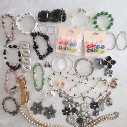 Jewelry Lot, 1.3lb, All Wearable