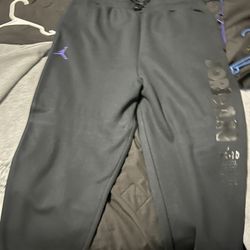 Men’s Sweatpants And Shorts 