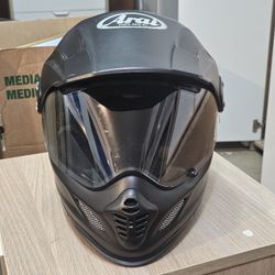 Size M ARAI MOTORCYLE HELMET