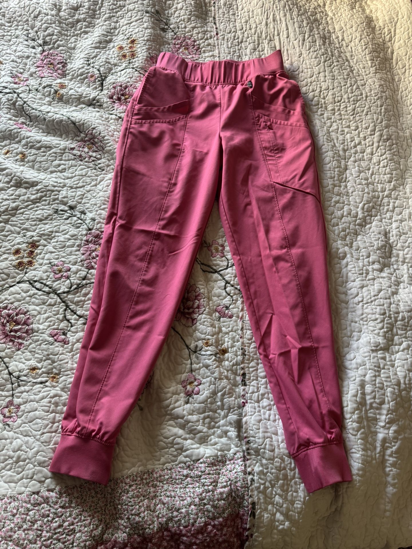 Scrub pants