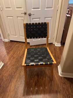 Desk chair