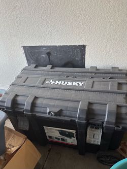 Husky tool chest