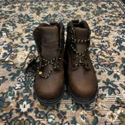 Wolverine I-90 Mid CM Work Boots – Size 8.5 – Like New