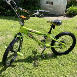 Avigo one hotsell eight bike