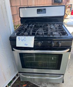 Gas stove