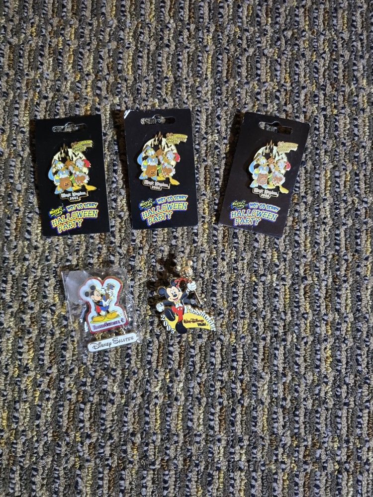 Disney Trading PIns x 5