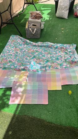 Easter Tablecloth with 4 mats