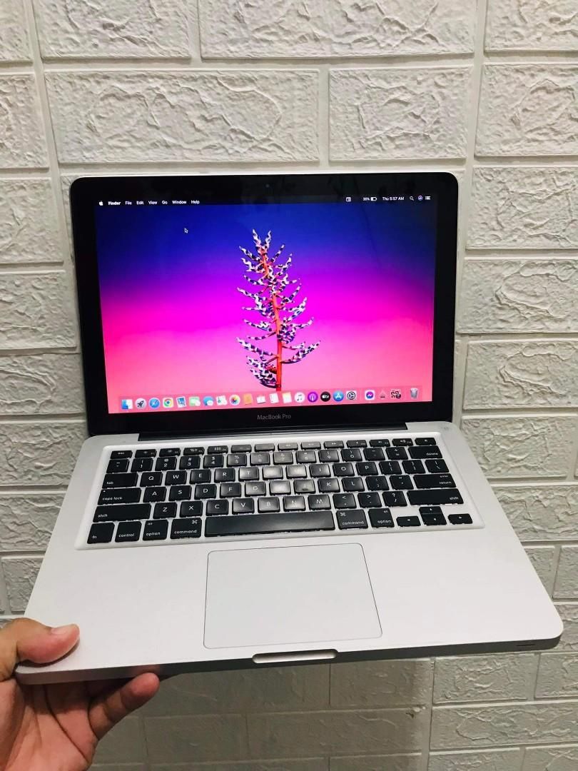 Apple MacBook Pro 13” Retina Display I5 Processor 8GB RAM