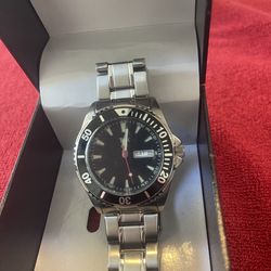 Relojes Nuevo en su caja