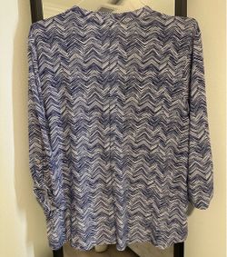 Blue and White Chevron Print Henley Blouse