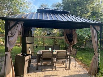 Gazebo + outdoor dining set