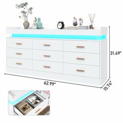 Espafurni 9 Drawer Dresser with LED Light and Charging Station, 63" Modern Chest of Drawers – White Model: DJ0564WT-160CM This wooden dresser offers n