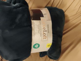Berkshire LuxeLoft Queen Blanket Teal