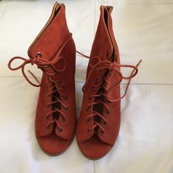 Lace up Block Heel
