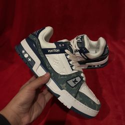LV Trainer Sneaker