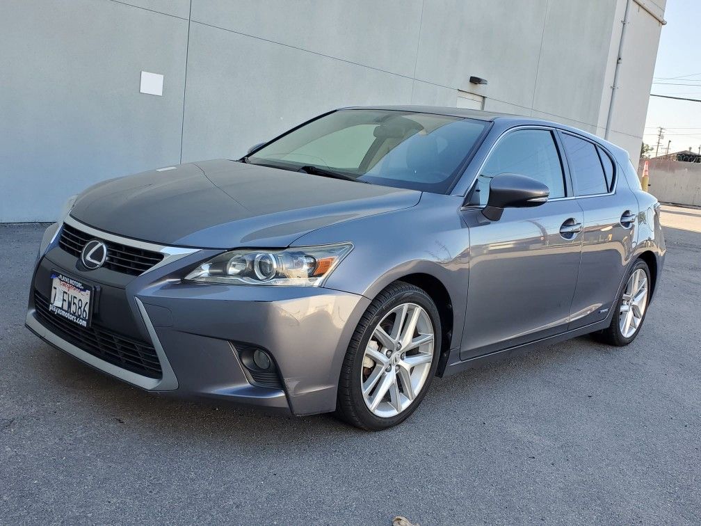 2014 Lexus CT 200h