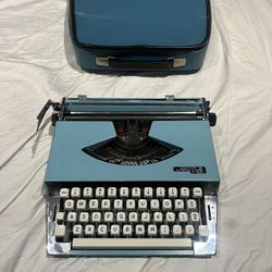 Antique Type Writer Argyle P-201