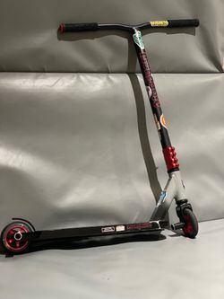 Amazing Mongoose Scooter!