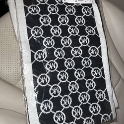 Authentic Michael Kors Logo Winter Scarf - Black 