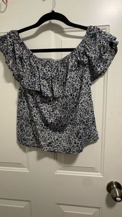 H&M black and white floral top with ruffle detail