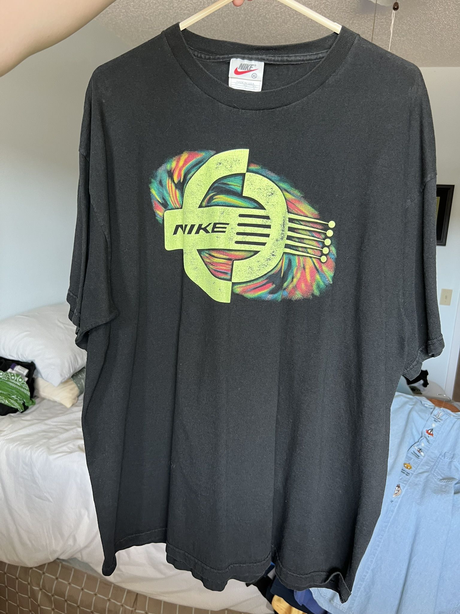 Vintage 90’s Nike Shirt