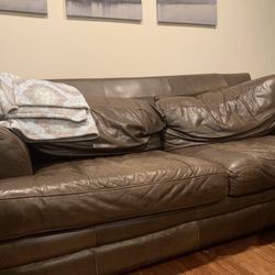 $75 La-Z-Boy Genuine Leather Sofa with Queen Serta pullout Bed!
