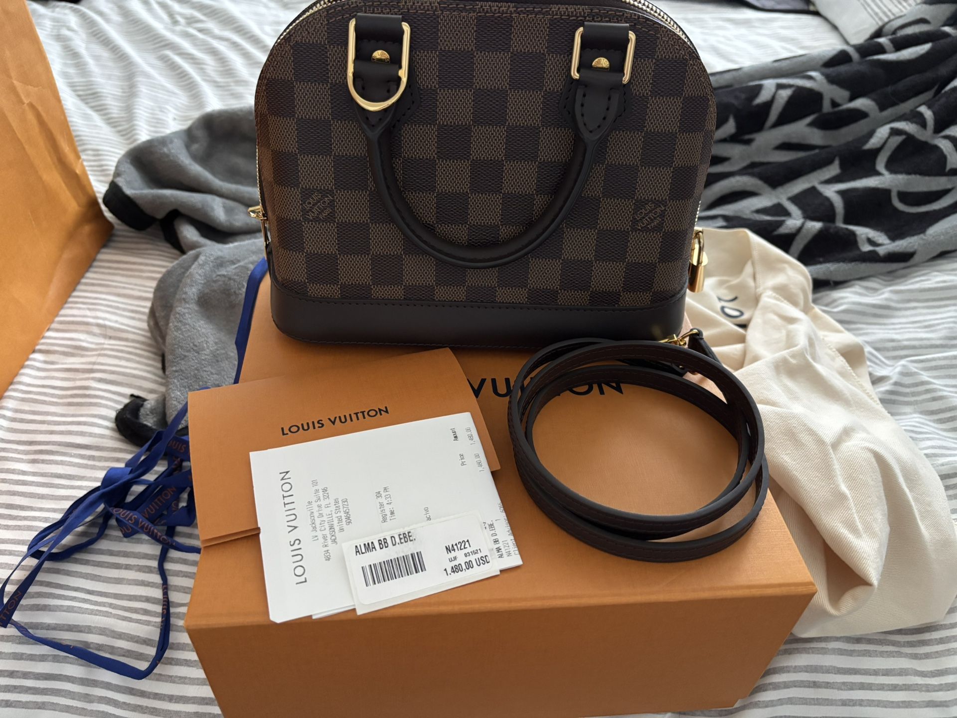 Authentic Louis Vuitton Damier 