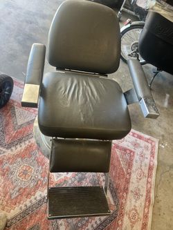 Barber/ Salon Chair 