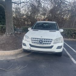 2010 Mercedes-Benz M-Class