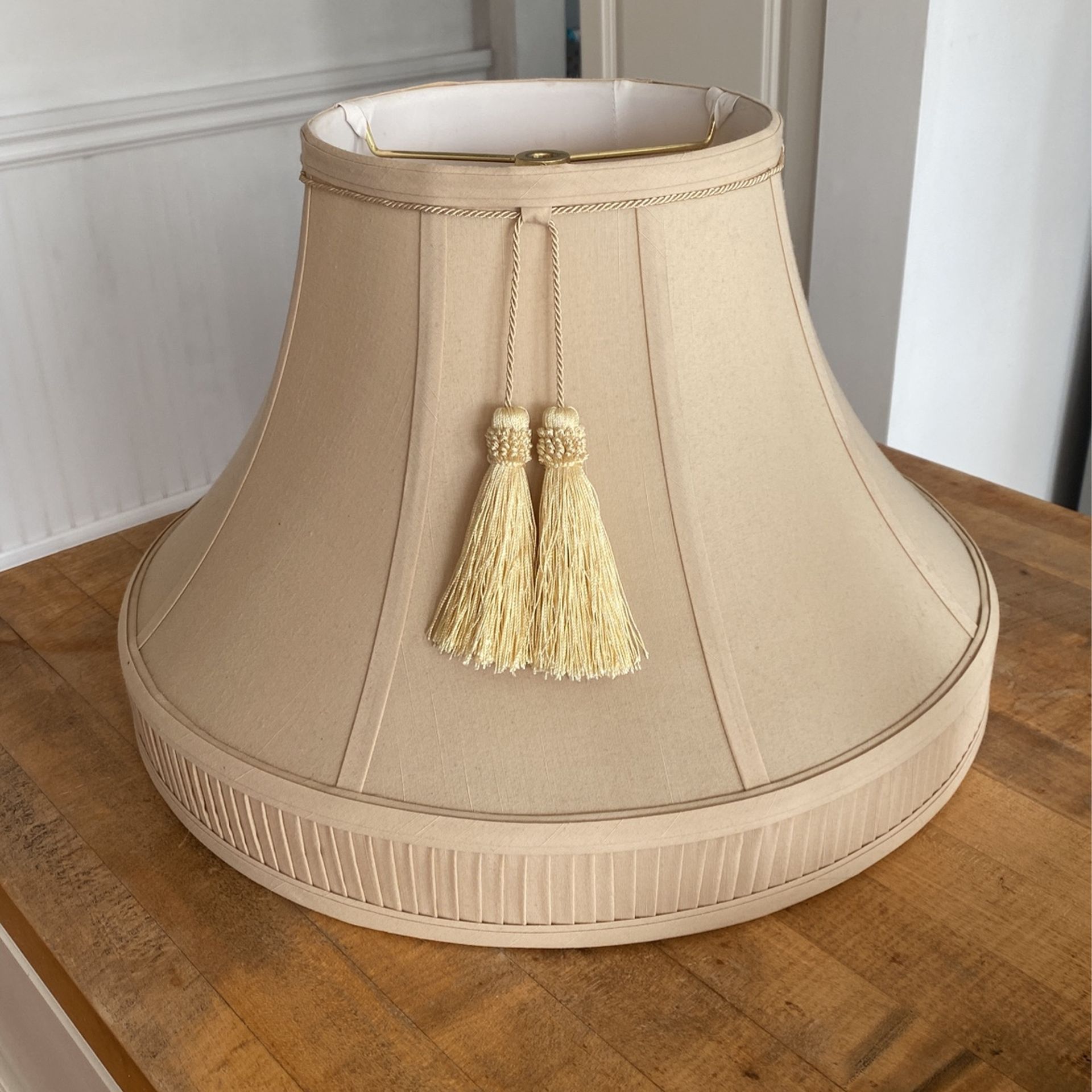 Beautiful, vintage, lampshade, cream color, ivory