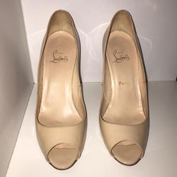 Authentic Louboutin nude heels