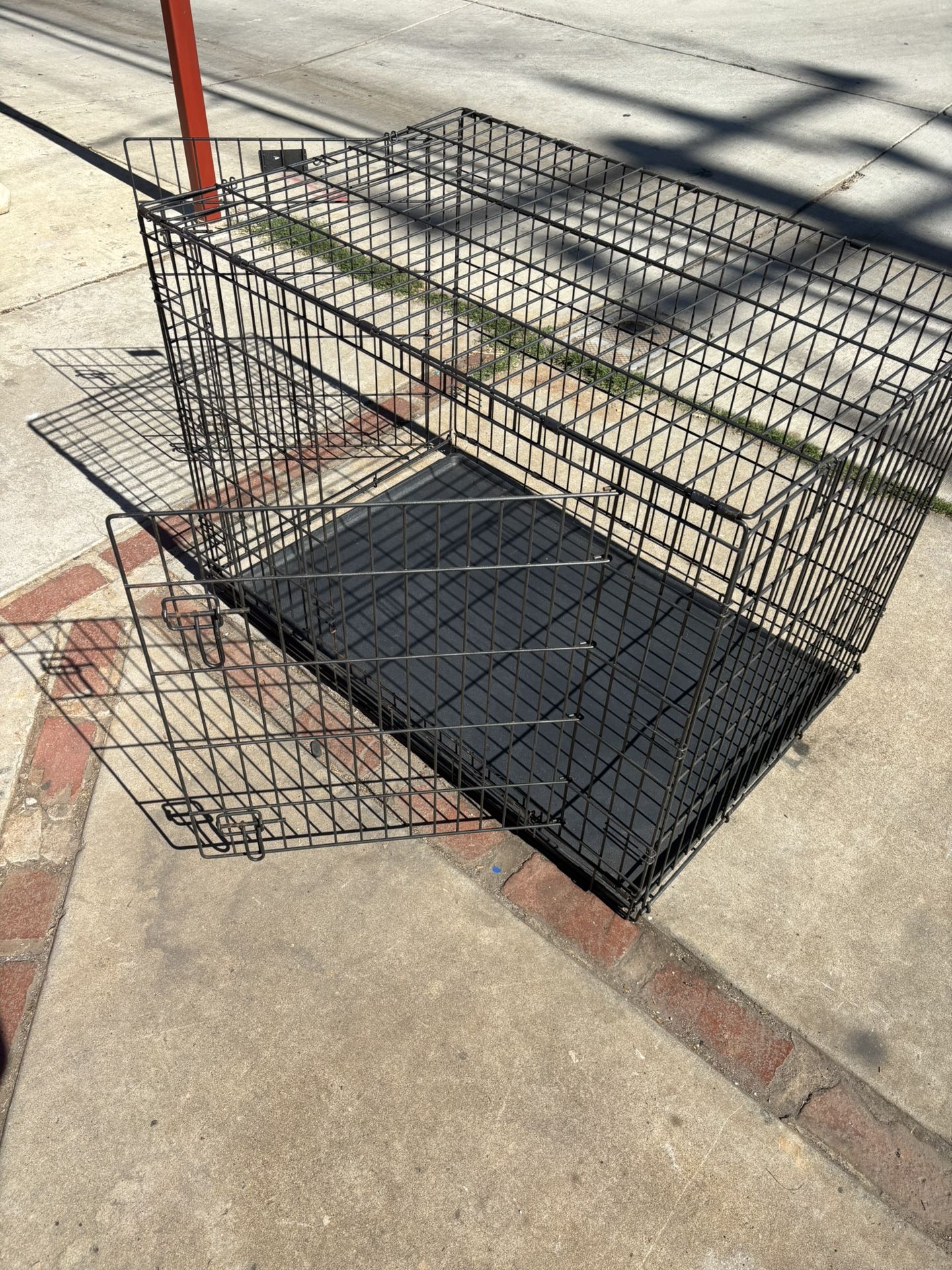 Large Wire Cage