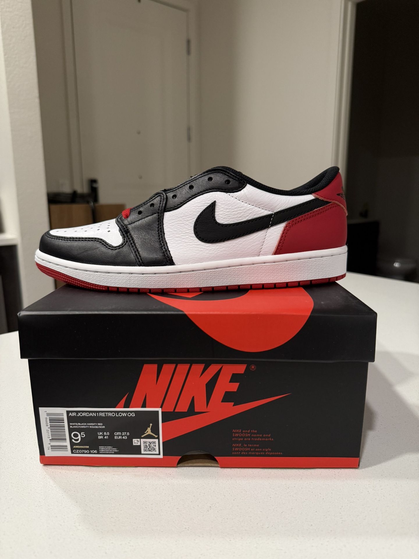 Jordan 1 Low ‘Black Toe’ - Size 9.5M