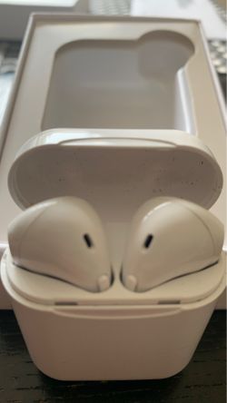 Wireless ear phones compatible with Apple iOS or Android