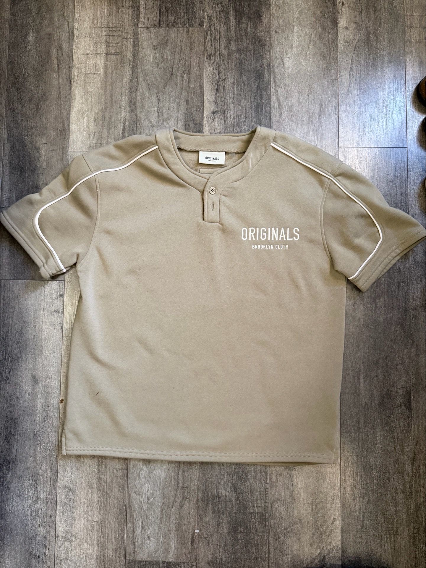 T shirt