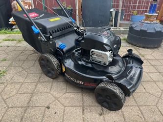 TORO SMART STOW LAWNMOWER