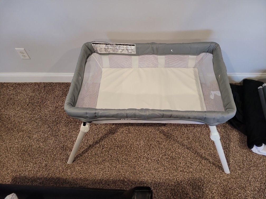Baby Bassinet And Crib