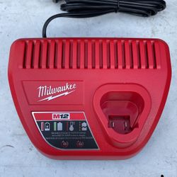 M12 Milwaukee Charger 
