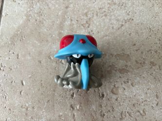 Vintage 1999 Tentacruel Pokemon Burger King Squirter Squeeze Figure Nintendo Toy