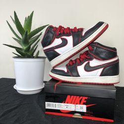 Jordan 1 Bloodline