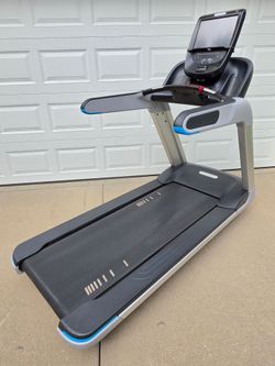 Precor Commercial TRM 865 Treadmill With P62 Console