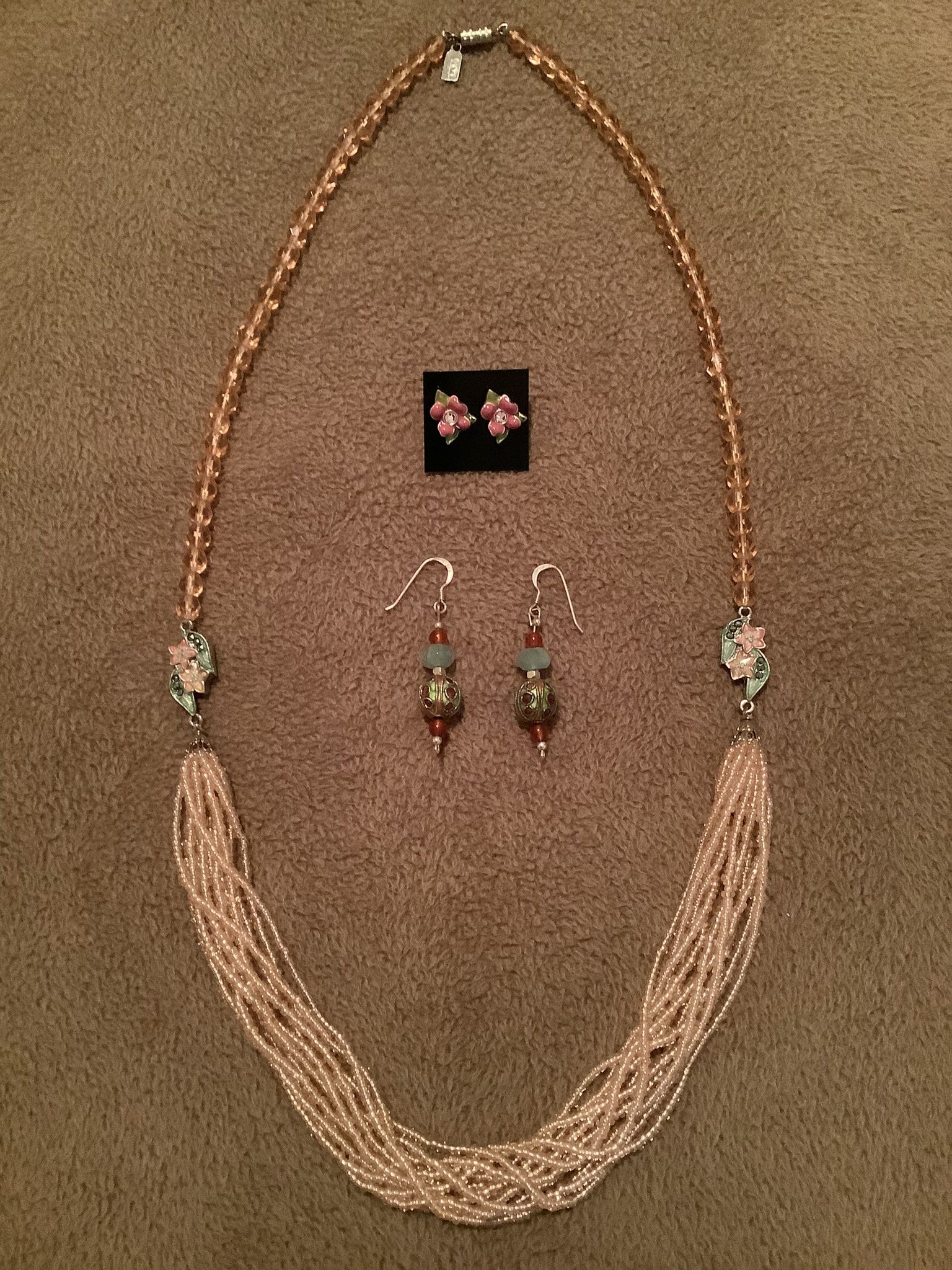 Vintage 1928 Art Deco Pink Beaded Necklace and Two pairs of Earrings
