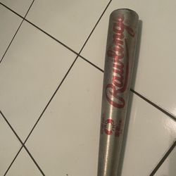 ALUMINUM BASEBALL BAT - 
