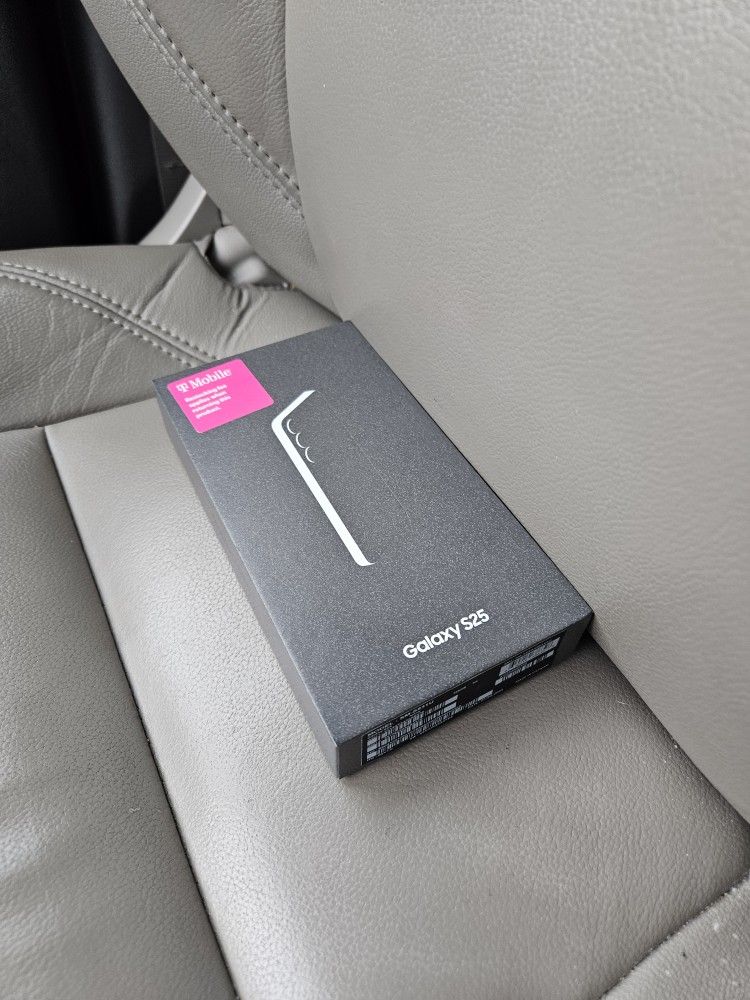 Samsung Galaxy S25 – Brand New Sealed – T-Mobile Locked (Navy Blue)