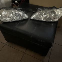 Lexus Is300 Oe Headlights 